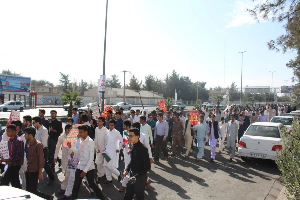 حضور دانشجویان،اساتید و همکاران دانشگاه فرهنگیان در راهپیمایی 13 آبان