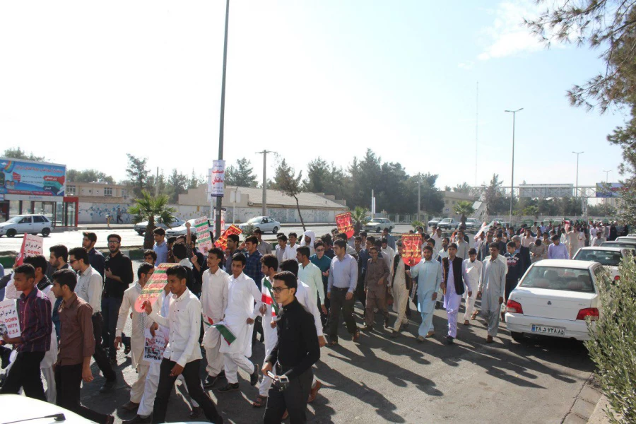 حضور دانشجویان،اساتید و همکاران دانشگاه فرهنگیان در راهپیمایی 13 آبان