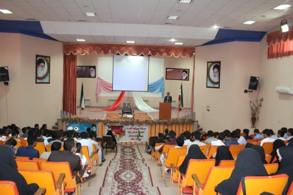 برگزاری مراسمی به مناسبت ولادت امام علی (ع) وروز پدر با همکاری پردیس های دانشگاه فرهنگیان استان در پردیس رسالت زاهدان