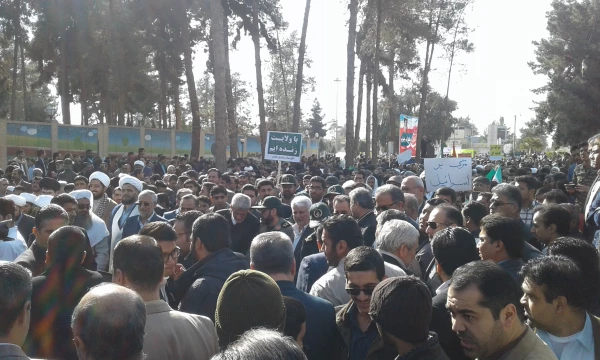 تظاهرات مردم زاهدان  خصوصا" اساتید وکارکنان  دانشگاه فرهنگیان استان علیه اغتشاشات چندروز کذشته