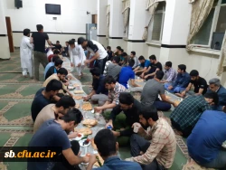 برگزاری افطاری توسط هیئت انصارالحسین (ع) وکانونهای وابسته به دفتر نهاد نمایندگی مقام معظم رهبری در پردیس شهید مطهری دانشگاه فرهنگیان سیستان وبلوچستان
