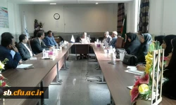 جلسه مشورتی دکتر نیک پناه سرپرست دانشگاه فرهنگیان استان  با روسای سابق مراکز تربیت معلم استان 