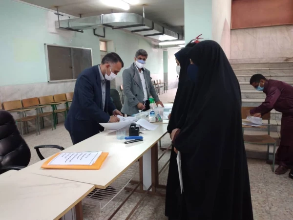 پذیرش حضوری و احراز هویت مهارت آموزان حق التدریس پردیس رسالت در مرکز شهید حسینی زاهدان 2