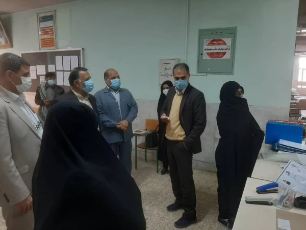 بازدید دکتر نیک پناه مدیریت دانشگاه فرهنگیان استان به همراه دکتر رخشانی مدیرکل آموزش و پرورش استان از فرایند بررسی مدارک و تشکیل پرونده نیروهای نهضتی و حق التدریس پذیرفته شده در آزمون استخدامی 3