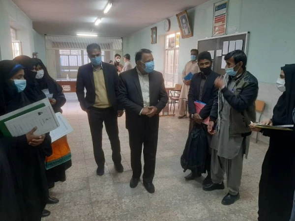 بازدید دکتر نیک پناه مدیریت دانشگاه فرهنگیان استان به همراه دکتر رخشانی مدیرکل آموزش و پرورش استان از فرایند بررسی مدارک و تشکیل پرونده نیروهای نهضتی و حق التدریس پذیرفته شده در آزمون استخدامی 4