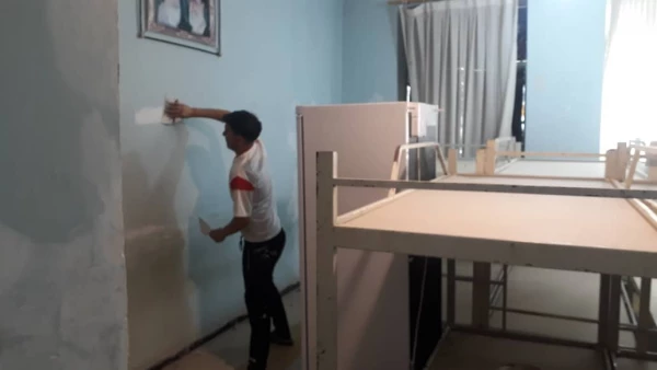 شروع رنگ آمیزی خوابگاهها،کلاسهای آموزشی،سلف سرویس و ساختمان اداری پردیس شهید مطهری 3