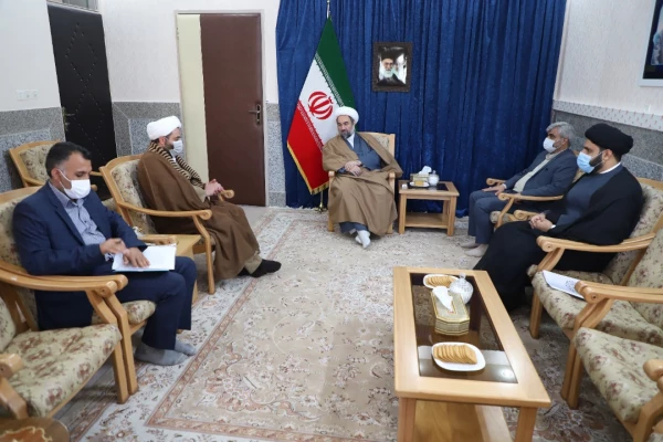 دیدار سرپرست دانشگاه فرهنگیان استان با آیت الله محامی نماینده ولی فقیه در استان سیستان و بلوچستان 3