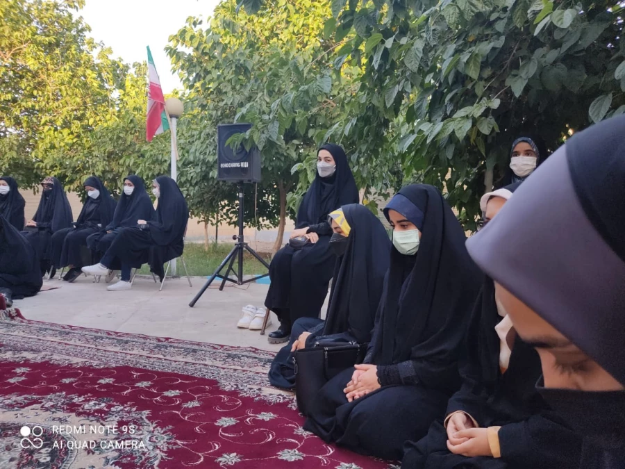 طرح ضیافت شهدا با حضور دانشجو معلمان دانشگاه فرهنگیان سیستان وبلوچستان درجوار مزار شهید خوشنام  3