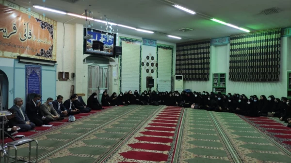 دیدار صمیمی مدیر کل محترم آموزش وپرورش  با دانشجویان 4