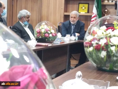 توسط نماینده مردم زابل و عضو کمیسیون آموزش و تحقیقات مجلس شورای اسلامی صورت گرفت:

دیدارنماینده مردم زابل و عضو کمیسیون آموزش و تحقیقات مجلس شورای اسلامی با اعضای شورای آموزشی وفرهنگی