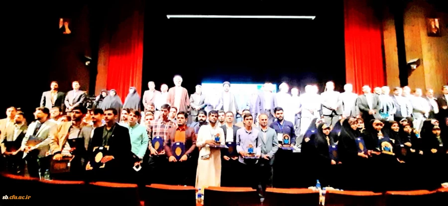 مصاحبه با آقای سعید دیناری نفر اول حفظ 5 جزء قرآن کریم در سی و دومین جشنواره قرآن و عترت
 2