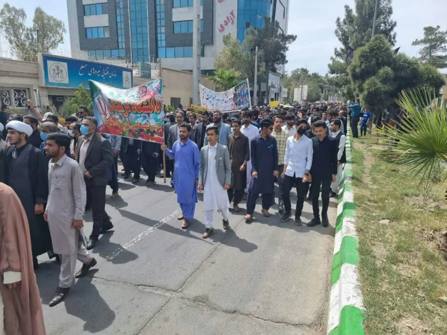 حضور اساتید ، کارکنان و دانشجو معلمان دانشگاه فرهنگیان در راهپیمایی روز قدس  6