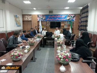 با حضور ریاست دانشگاه فرهنگیان برگزار شد : 

جلسه برنامه ریزی و هماهنگی دروس  کارورزی 
