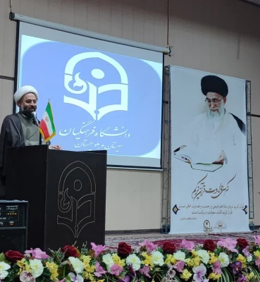 به مناسبت هفته سراهای دانشجویی با حضور مسئولین از خوابگاه های برتر پردیس شهید مطهری  دانشگاه فرهنگیان  تجلیل و تقدیر شد. 3