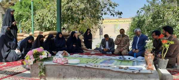 تجلیل از خانواده شهدا  2