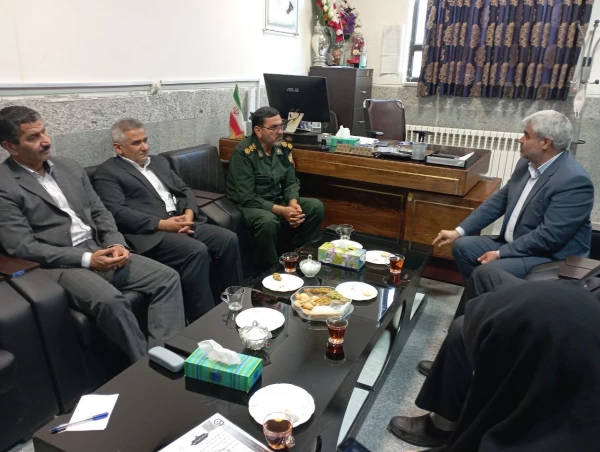 تقدیر از ستاد  شاهد و ایثارگران دانشگاه فرهنگیان 2