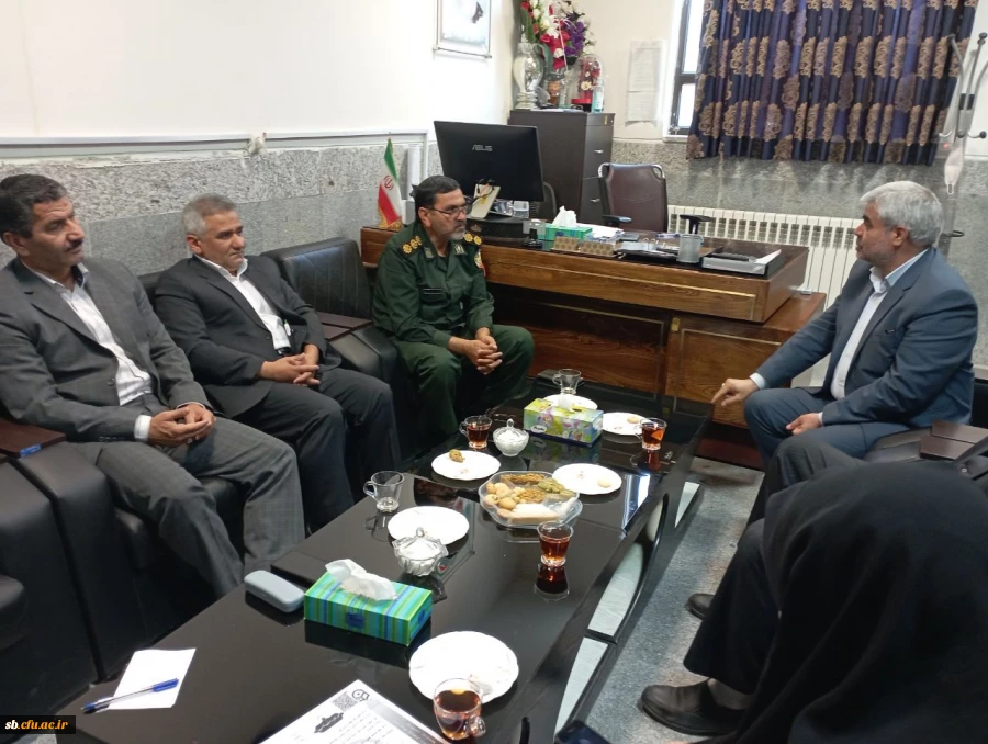 تقدیر از ستاد  شاهد و ایثارگران دانشگاه فرهنگیان 2