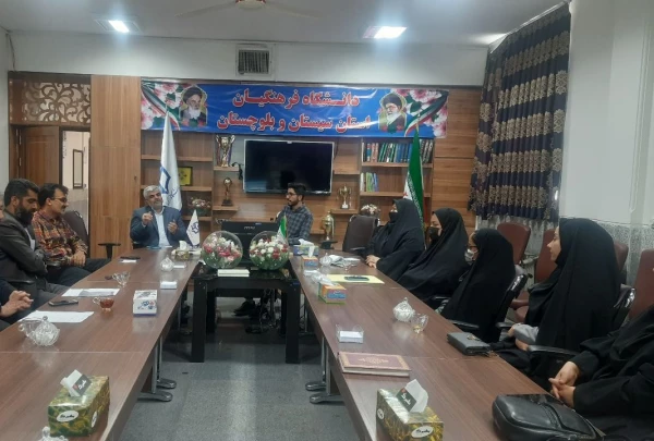 مهمترین کار دانشجو معلم ارتقاء روش تدریس است. 2