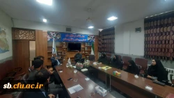 مهمترین کار دانشجو معلم ارتقاء روش تدریس است. 3