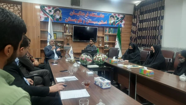 مهمترین کار دانشجو معلم ارتقاء روش تدریس است. 5