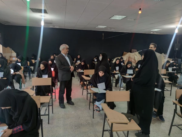 بازدید مسؤلین دانشگاه فرهنگیان از روند برگزاری آزمون هماهنگ کشوری  
 13