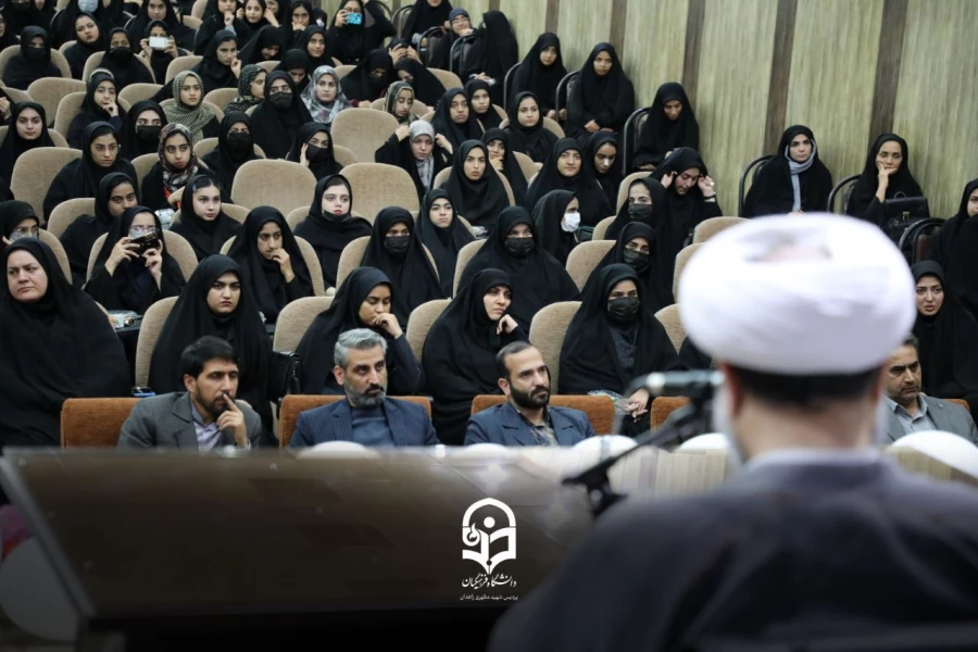 برگزاری جلسه پرسش و پاسخ با حضور نماینده ولی فقیه  در استان  7