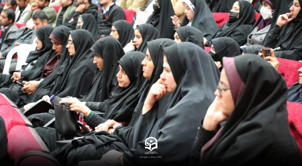 نشست توجیهی مسئولین سازمان مرکزی دانشگاه فرهنگیان و مهارت آموزان ماده ۲۸  و بازدید از روند اجرای پودمان مهارت آموزی در استان سیستان و بلوچستان 
 9