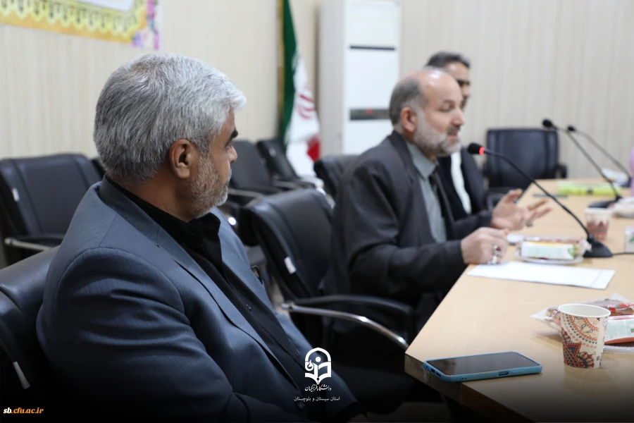 نشست تبیینی - معرفتی
 10