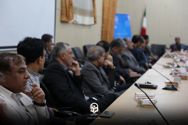 نشست تبیینی - معرفتی
 12