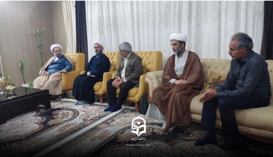 تقدیر نماینده ولی فقیه در استان از اساتید بسیجی دانشگاه فرهنگیان
 5