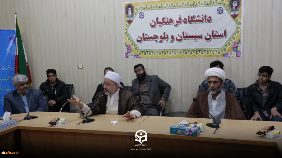 جلسه پرسش و پاسخ با موضوع انتخابات
 9