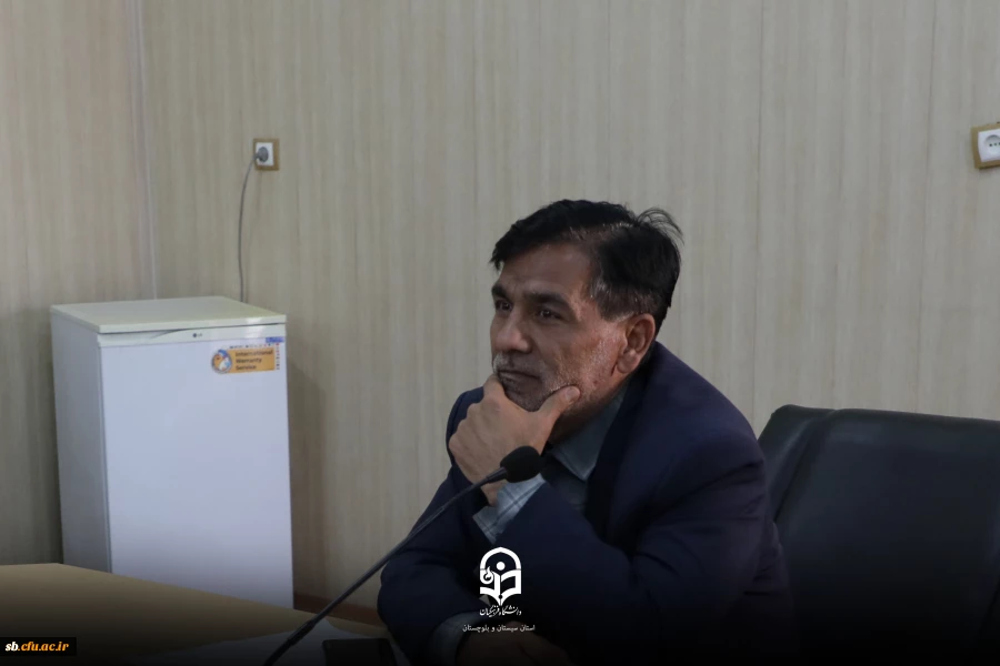 جلسه پرسش و پاسخ با موضوع انتخابات
 10