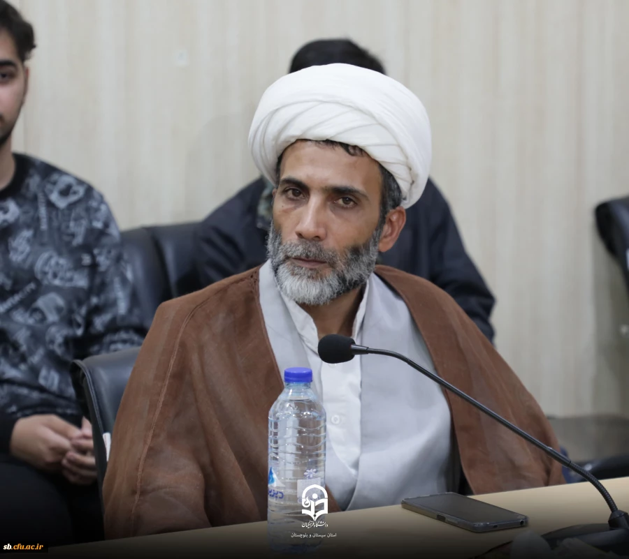 جلسه پرسش و پاسخ با موضوع انتخابات
 12