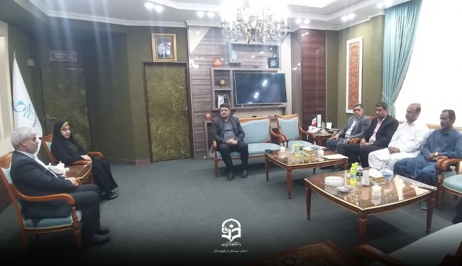 بازدید  ابنیه و ساختمان های آموزشی و خوابگاهی  واحد دانشگاه فرهنگیان شهرستان ایرانشهر و چابهار  / جلسه مشترک با سازمان منطقه آزاد چابهار و دانشگاه فرهنگیان  3