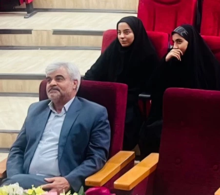 آیین نمادین و برخط آغاز سال تحصیلی جدید
 3