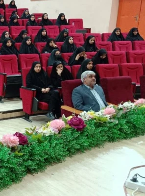 آیین نمادین و برخط آغاز سال تحصیلی جدید
 8