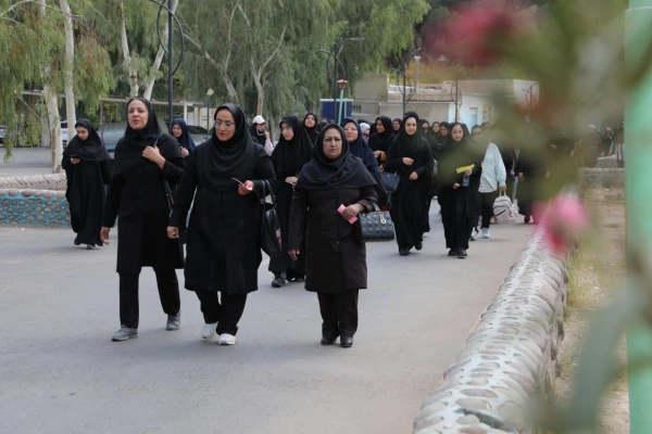 برگزاری همایش پیاده روی ویژه بانوان به مناسبت هفته تربیت بدنی و ورزش 2