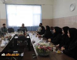 مراسم تجلیل از افتخارآفرینان استانی و کشوری جشنواره تدریس برتر
 7