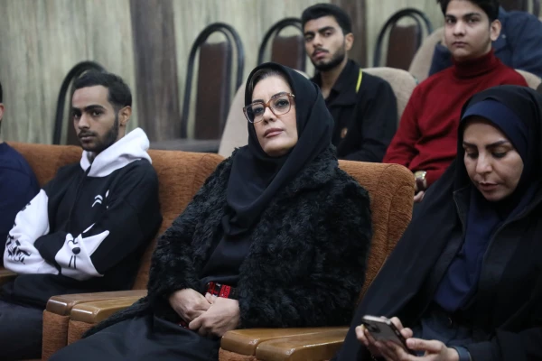 کارگاه فن بیان، سخنوری وسخنرانی
 5