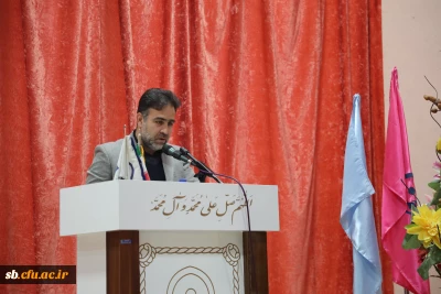 با حضور نماینده ولی فقیه در استان صورت گرفت : 

کرسی آزاد اندیشی 