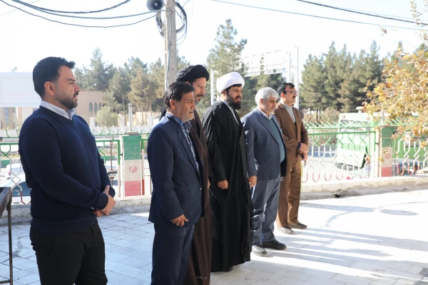 برگزاری مراسم غبارروبی و عطرافشانی گلزار شهدا به مناسبت روز دانشجو
 2