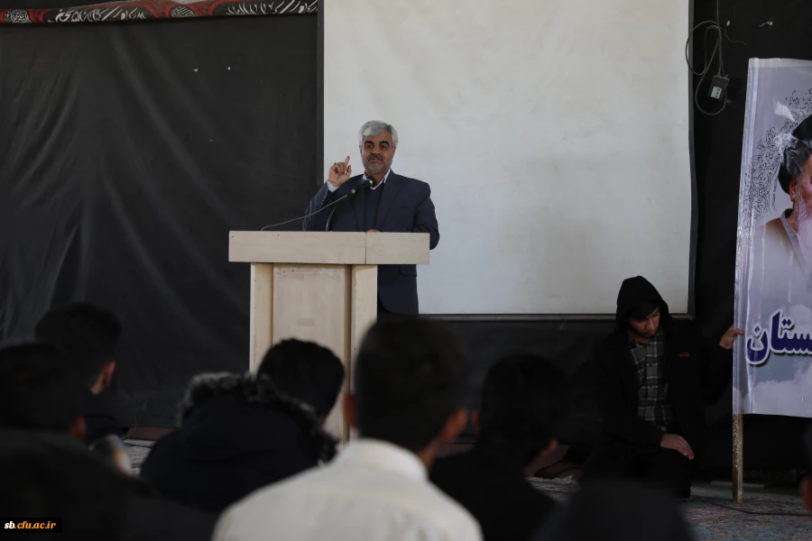 برگزاری مراسم غبارروبی و عطرافشانی گلزار شهدا به مناسبت روز دانشجو
 8