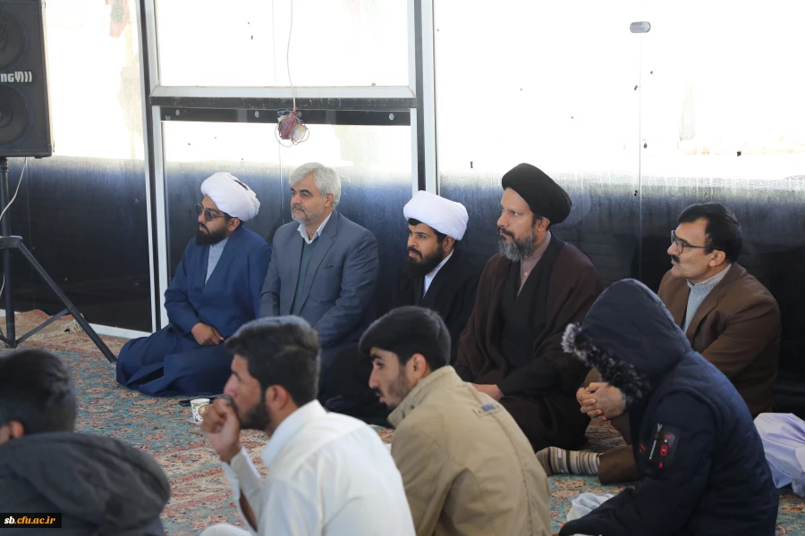 برگزاری مراسم غبارروبی و عطرافشانی گلزار شهدا به مناسبت روز دانشجو
 10