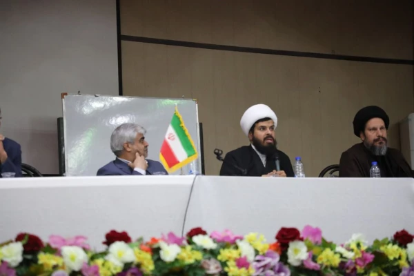 جلسه پرسش و پاسخ با حضور سرپرست مدیریت امور پردیس های دانشگاه فرهنگیان سیستان وبلوچستان 2