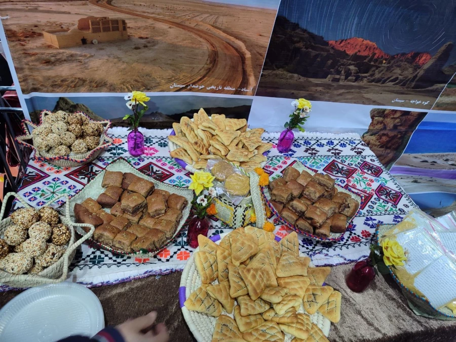 برگزاری جشنواره اقوام دانشجو معلمان دانشگاه فرهنیگات استان سیستان وبلوچستان  در دانشگاه فرهنگیان مازندران
 3