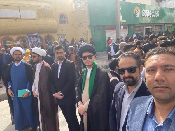  حضور پرشکوه کارکنان، اساتید ودانشجویان دانشگاه فرهنگیان سیستان و بلوچستان درمراسم راهپیمایی ۲۲ بهمن 5