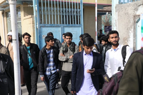 اعزام دانشجومعلمان پسر دانشگاه فرهنگیان استان سیستان و بلوچستان به اردوی راهیان نور
 5