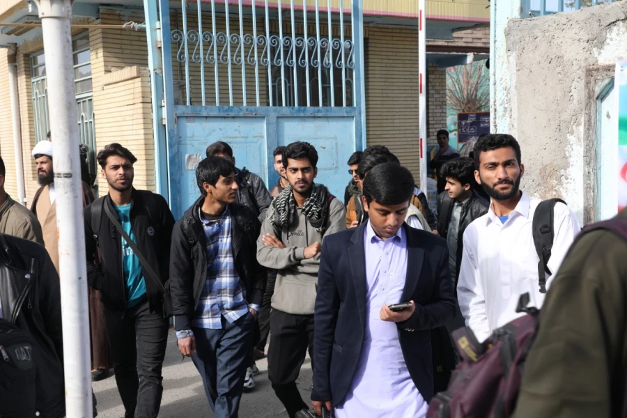 اعزام دانشجومعلمان پسر دانشگاه فرهنگیان استان سیستان و بلوچستان به اردوی راهیان نور
 5