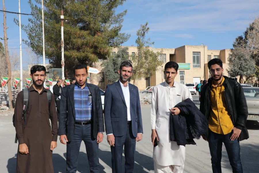 اعزام دانشجومعلمان پسر دانشگاه فرهنگیان استان سیستان و بلوچستان به اردوی راهیان نور
 7