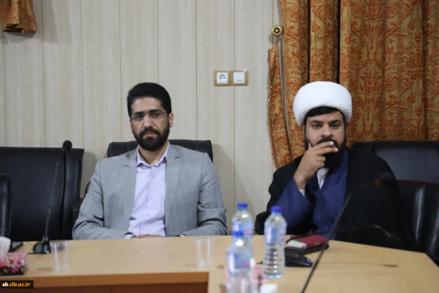 بررسی مرزهای راهبردی و تأثیر آن در عبور از تحریم ها در ضیافت اساتید اندیشه
 3